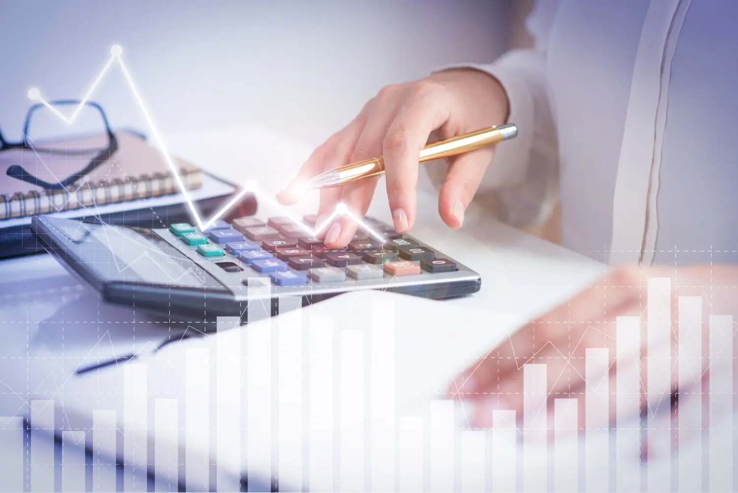 Contador usando calculadora e uma representação de gráficos de automação contábil