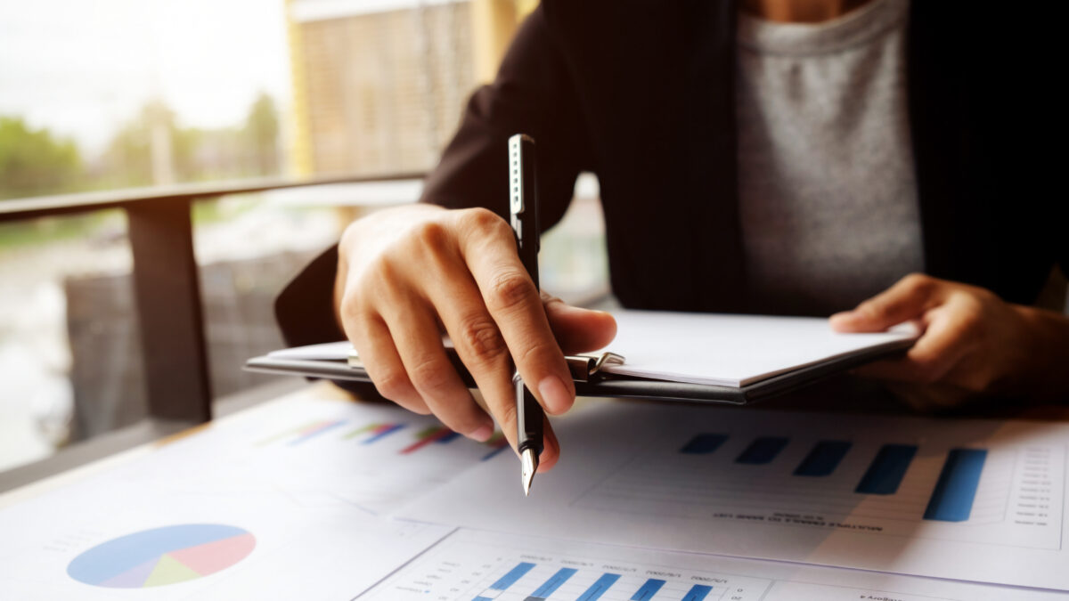 EFD-Reinf transmitida com erro: como identificar, corrigir e retificar sem retrabalho